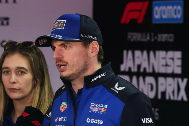 Max Verstappen se enfrenta a un periodista británico