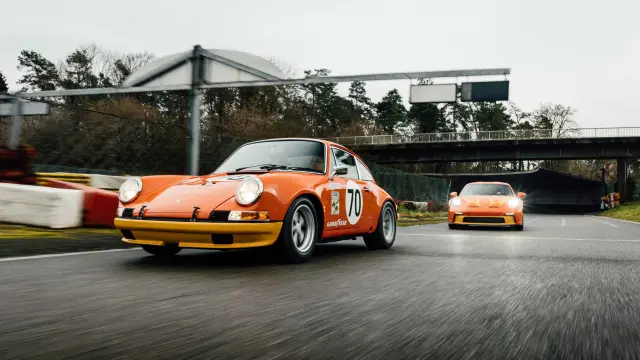 El Porsche 911 S/T 2025 junto al Porsche 911 S/T