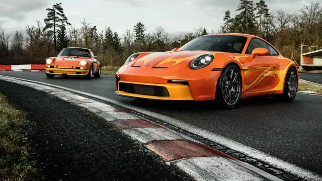 El Porsche 911 S/T 2025 junto al Porsche 911 S/T