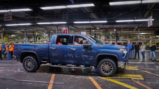 General Motors fabrica el vehículo níumero 16 millones.