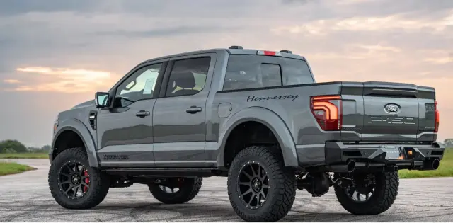 La Venom 800 F-150