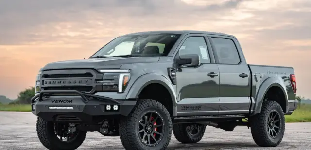 La Venom 800 F-150