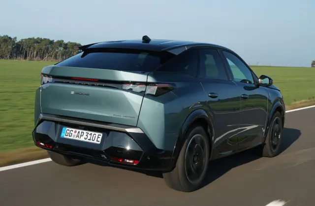 Ya he probado el Peugeot E-3008 Dual AWD. Zaga.