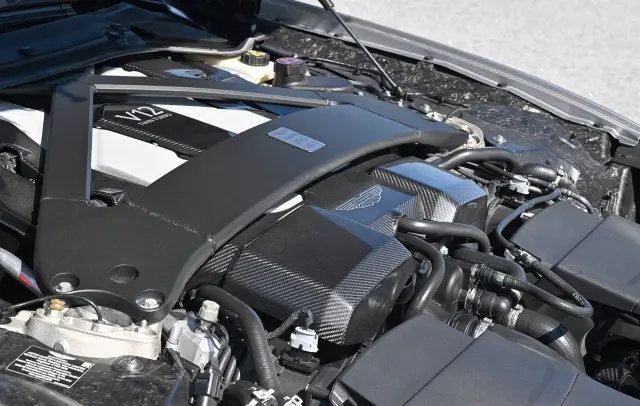 He probado el Aston Martin Vanquish. Motor.