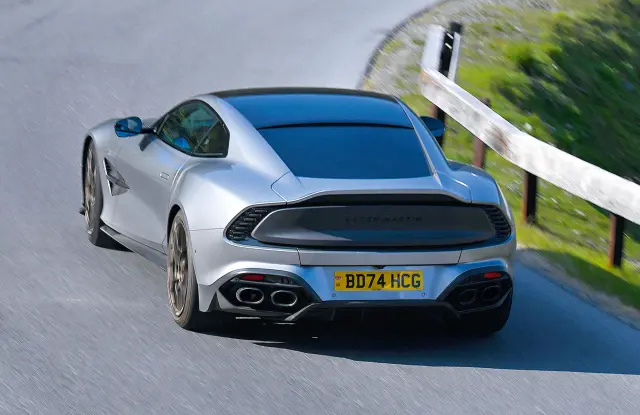 He probado el Aston Martin Vanquish. Zaga.