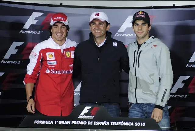 Fernando Alonso, Pedro de la Rosa y Jaime Alguersuari, juntos en la Fórmula 1