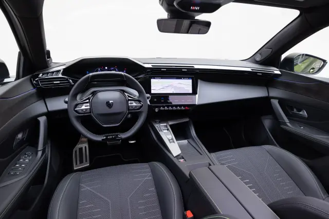 Prueba Peugeot 408 2026