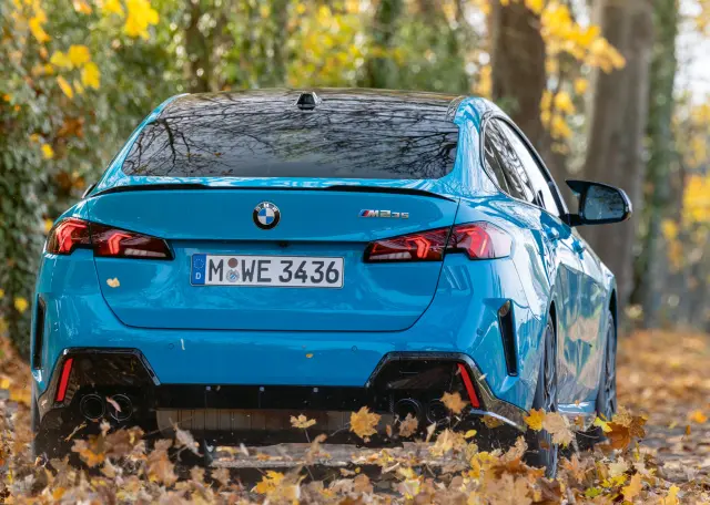 Audi S3 Sedan vs. BMW M235 xDrive Gran Coupé. Zaga del BMW.