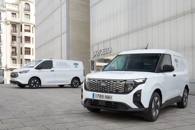 la E-Transit Custom y la E-Transit Courier.