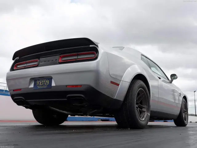 Dodge Challenger SRT Demon 170
