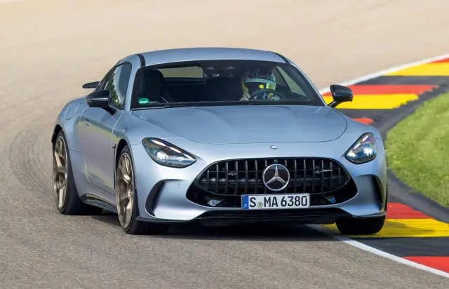 Comparativa del Mercedes-AMG GT 63 4Matic+ vs. Maserati GranTurismo Trofeo. Morro del AMG.