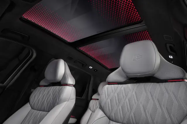 Audi Q9 interior