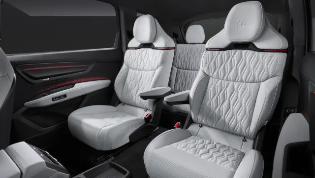 Audi Q9 interior
