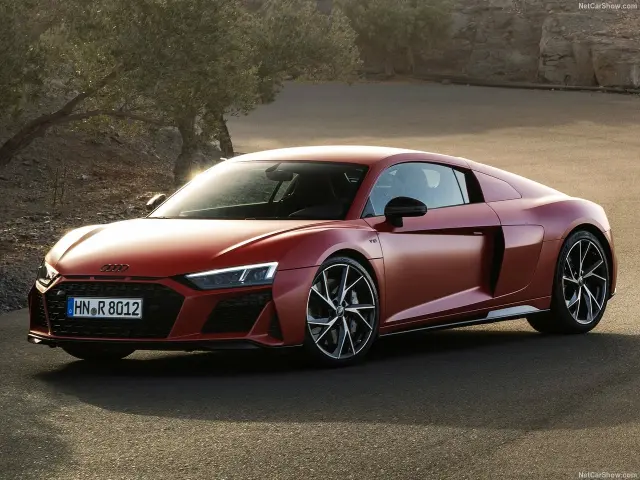 Audi R8 V10 performance RWD