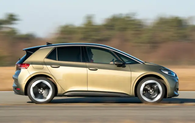 Comparativa del Kia EV4 contra el Volkswagen ID.3. Barrido del ID.3.