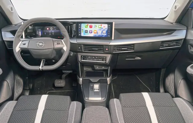 He probado el Opel Frontera Electric Extended Range- Cockpit.