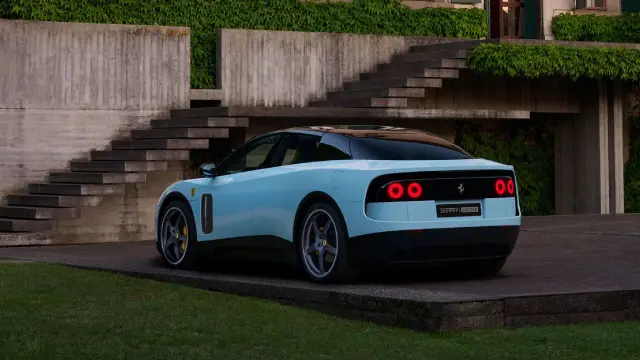Ferrari Luce