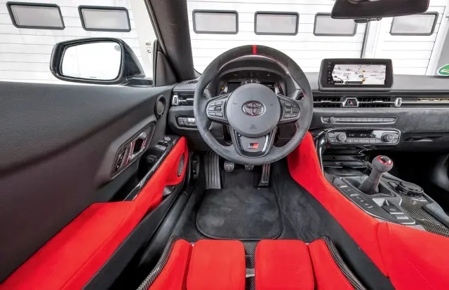 He probado el Toyota Supra A90 Final Edition. Cockpit.