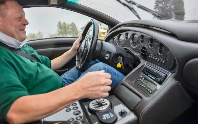 Pruebo el Lamborghini Diablo 6.0 SE. Cockpit.