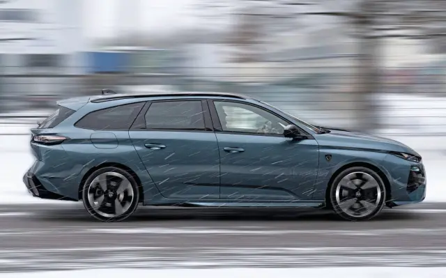 Prueba del Peugeot 308 SW PHEV 195. Barrido.