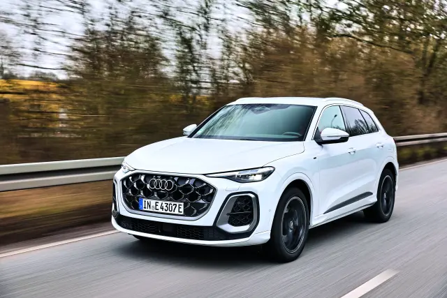AutoBild Kaufberatung 7 Plug In HybrideAudi Q5Redakteure Gerald Czajka, Jonas Uhlig, Jan Horn | KB 7 Plug-in-HybrideChristoph Börries22./23.12.20252 TageHamburg