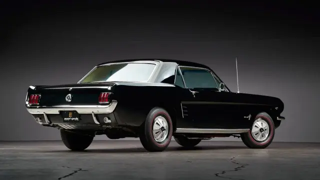 Ford T-5 Coupé (1966)