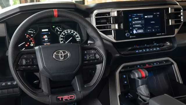 Toyota y Nissan advierten a sus clientes japoneses sobre la calidad inferior en modelos fabricados en Estados Unidos.