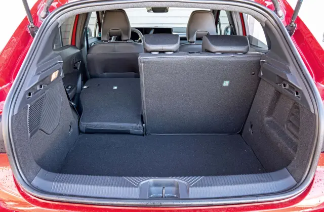Ya he probado el nuevo Renault Clio Full Hybrid E-Tech 160. Maletero.