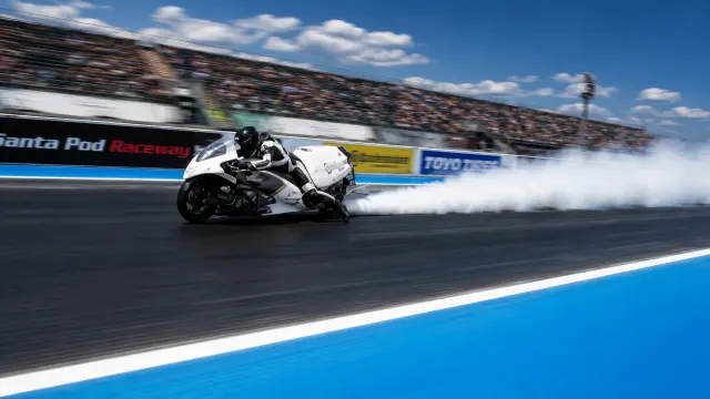 Una nueva moto de récord impulsada por vapor