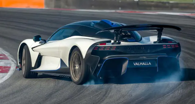 Ya he probado el Aston Martin Valhalla. Zaga.