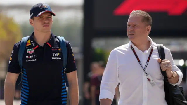 Jos Verstappen sale en defensa de su hijo