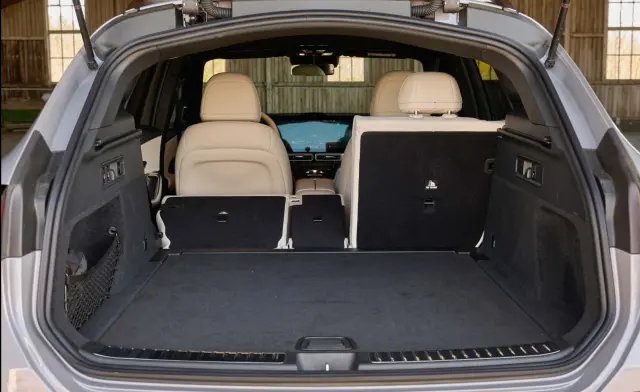 Ya he probado el Mercedes GLC 400 EQ 4Matic. Maletero.