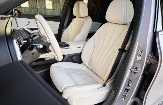Ya he probado el Mercedes GLC 400 EQ 4Matic. Asientos.