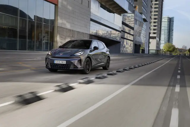 Cupra Raval Plus.