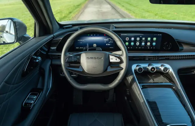 El cockpit del Omoda es envolvente, y está bien equipado y acabado. ¿Se puede pedir más?