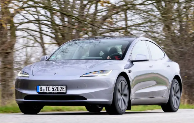 El Tesla Model 3 es una referencia entre los eléctricos de su segmento.