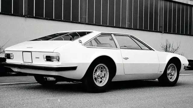 Lamborghini Jarama.