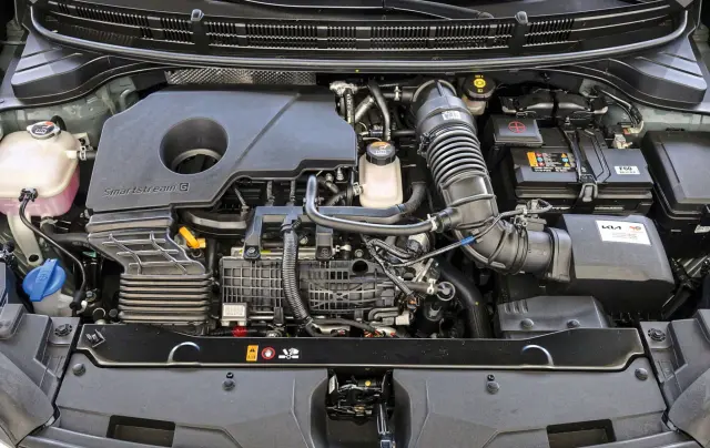Motor tricilíndrico, de 115 CV