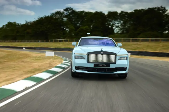 Prueba del Rolls-Royce Spectre Series II