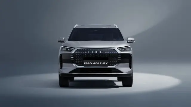 Actualización del Ebro S800 PHEV.