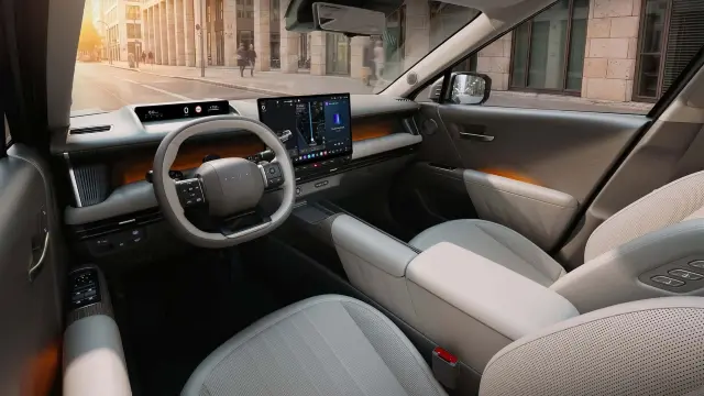 El interior también presenta cambios importantes