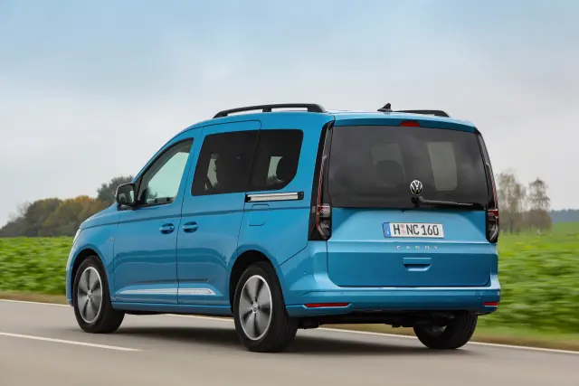 Prueba VW Caddy eHybrid 2026