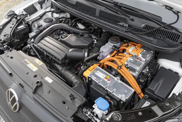 Prueba VW Caddy eHybrid 2026