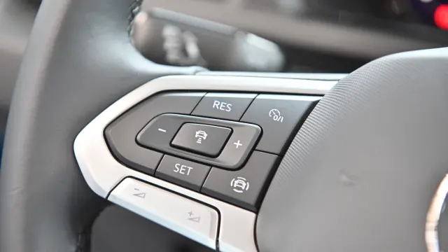 Prueba VW Caddy eHybrid 2026