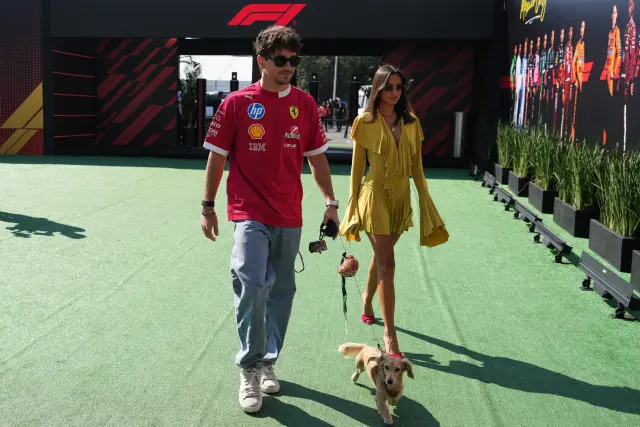 La esposa de Leclerc conduce un Ferrari SF90