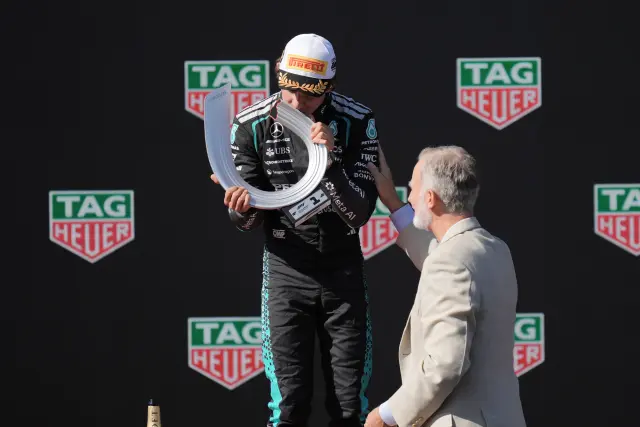 Felipe VI le hizo entrega a Antonelli del trofeo