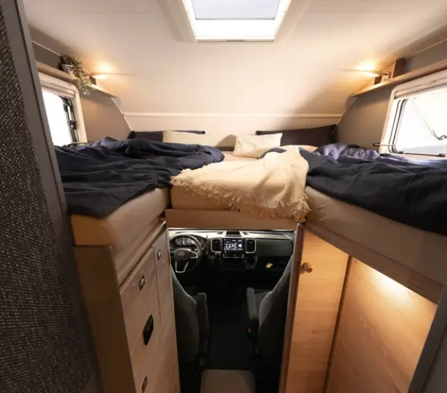 autocaravana XL altura camas