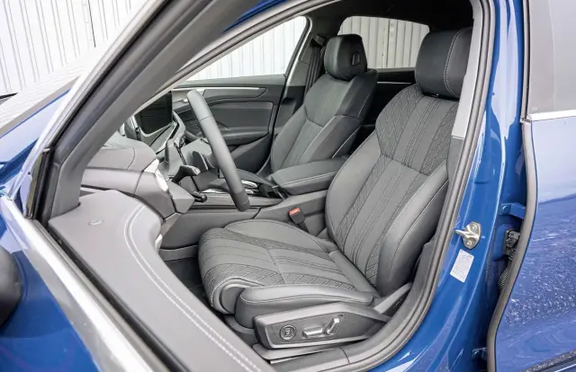 Los asientos opcionales del Audi son muy casos, pero excecpionales.