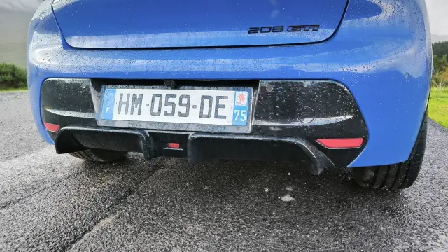 Peugeot E-208 GTI 2026