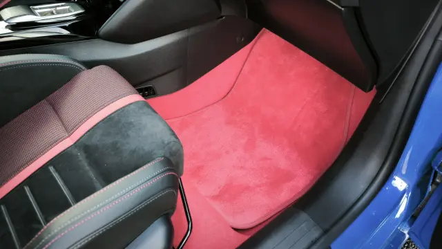 Peugeot E-208 GTI 2026